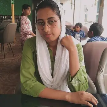Mariya khatoon Maths Home Tutor in Daliganj Lucknow with 2 Years Experience
